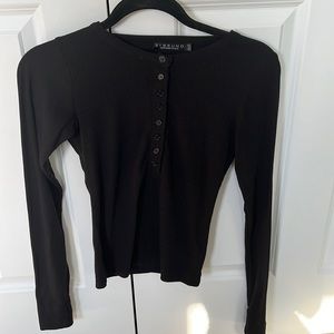 BY BRUNO designed in NYC black long sleeve top size XS